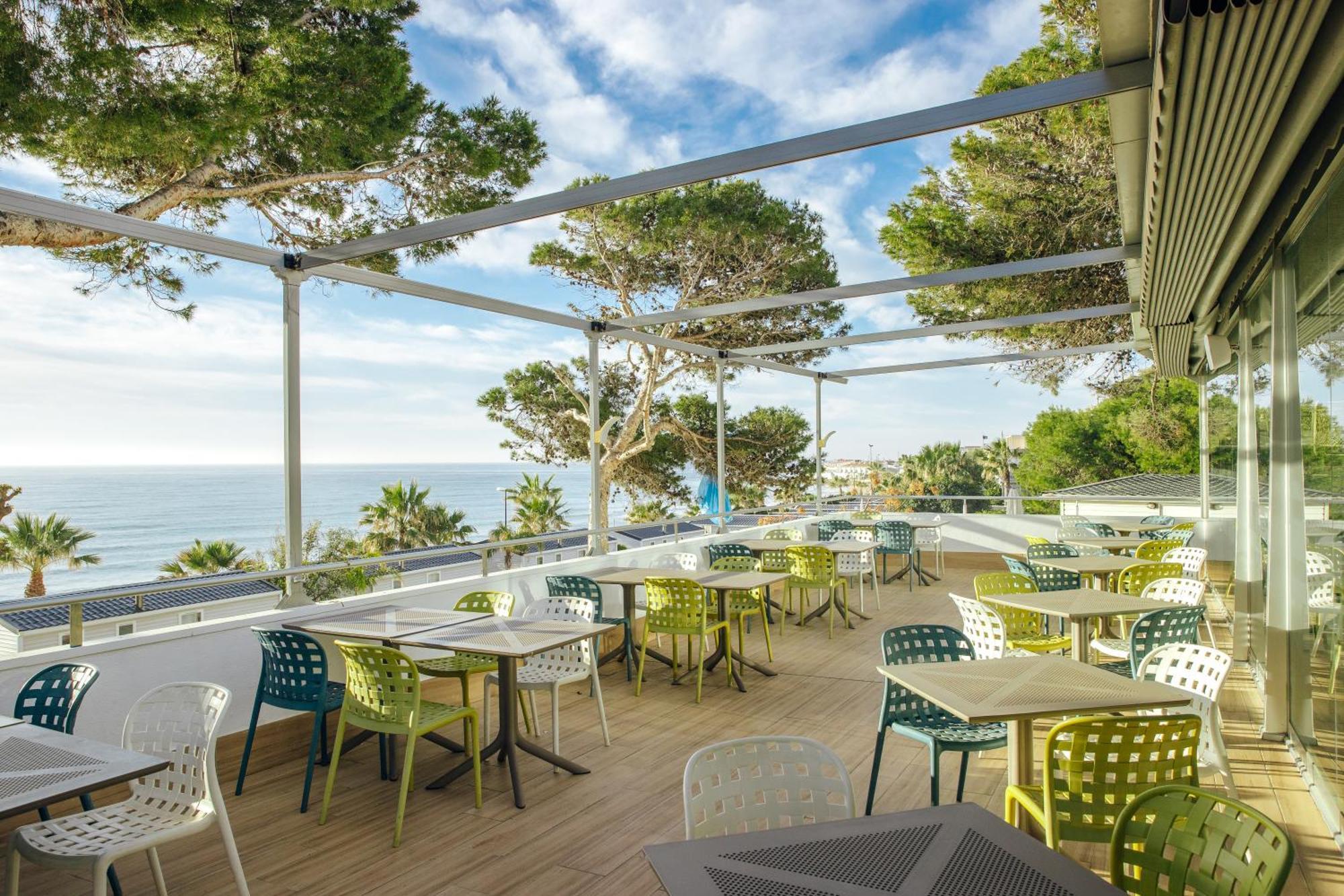 Alannia Costa Dorada Hotel ปลัดจา เดอ ลัลมาดราวา ภายนอก รูปภาพ